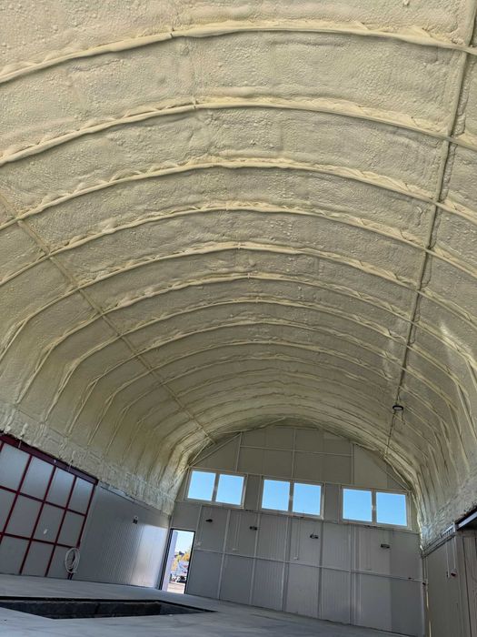 Ocieplanie pianą PUR izolacje pianką poddasza stropy dachy