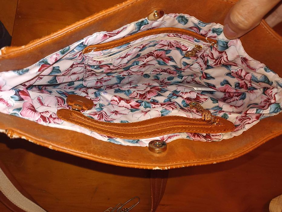 Mala Castanha Marca Desigual