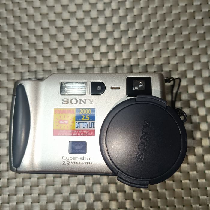 Фотоаппарат цифровой Sony ciber shot s70 Япония