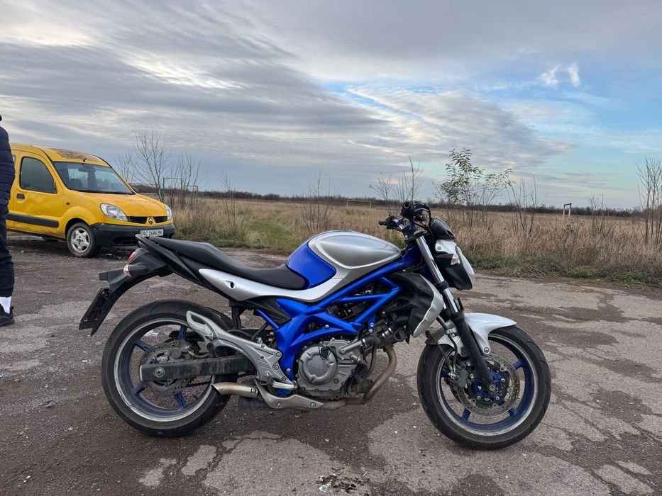 Suzuki gladius 650!
