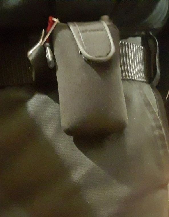 Pochwa,etui na edc, szpej, ze szlufką.Z soft shellu.