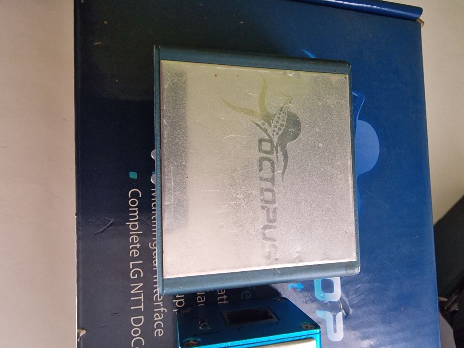 Програматори Octopus + Medusa + набір кабелів. Оригинал