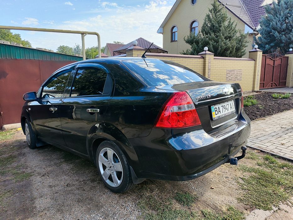 Продам Chevrolet Aveo 1.5 ( Шевроле Авео) газ/бенз