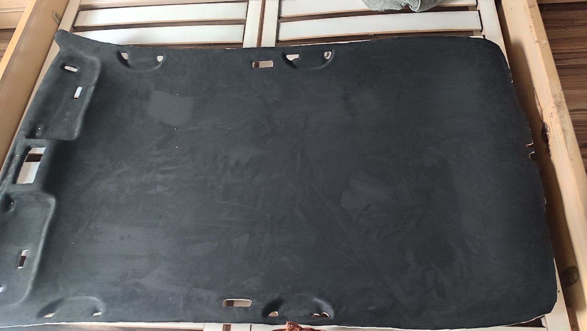Podsufitka czarna alcantara VW Golf 4  wersja 4 drzwi