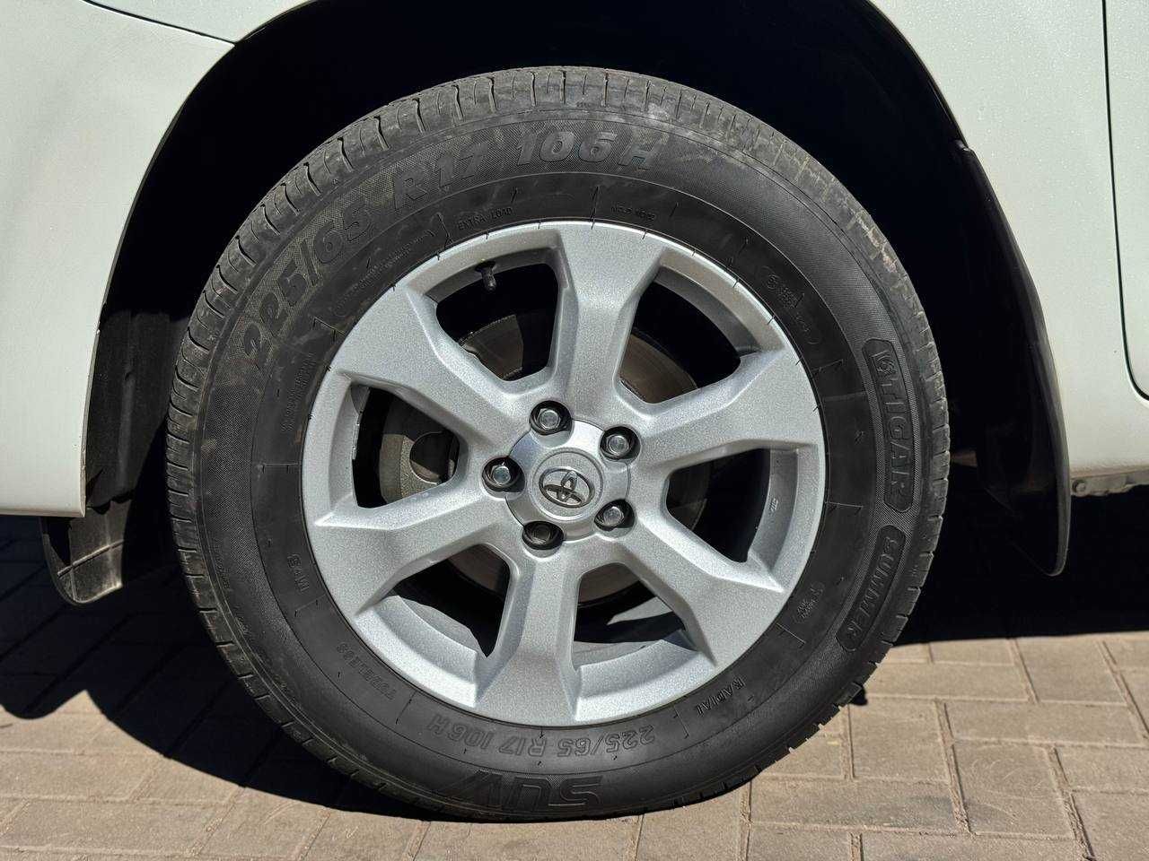 Toyota Rav 4 2010p