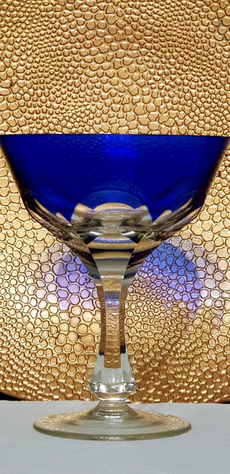 Conjunto de 12 copos de cor em cristal bohemia.