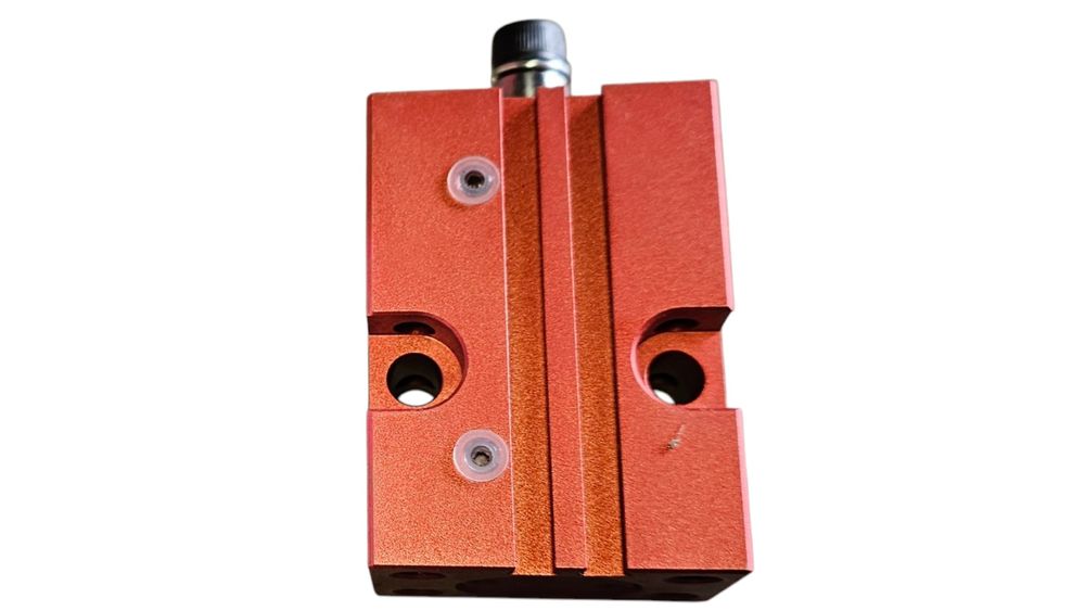 Zacisk obrotowy pneumatyczny PSB 25L 6829BL-25 TUNKERS oryg nowy