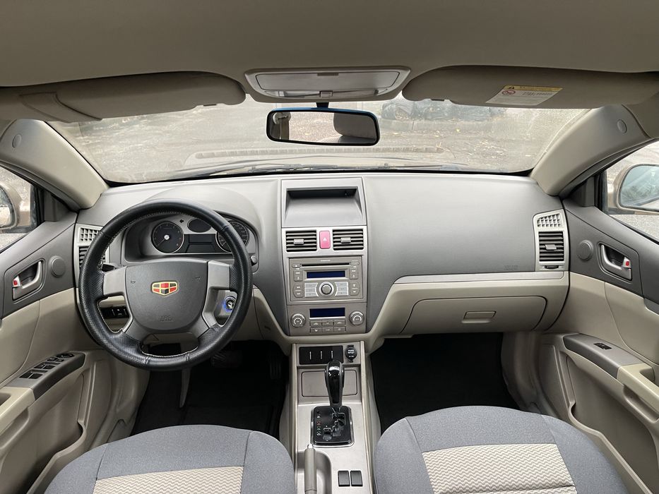 Продам Geely Emgrand automat