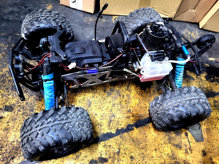 4 x modele RC HPI Savage X + elektryczne + akcesoria+ baterie, częsci!