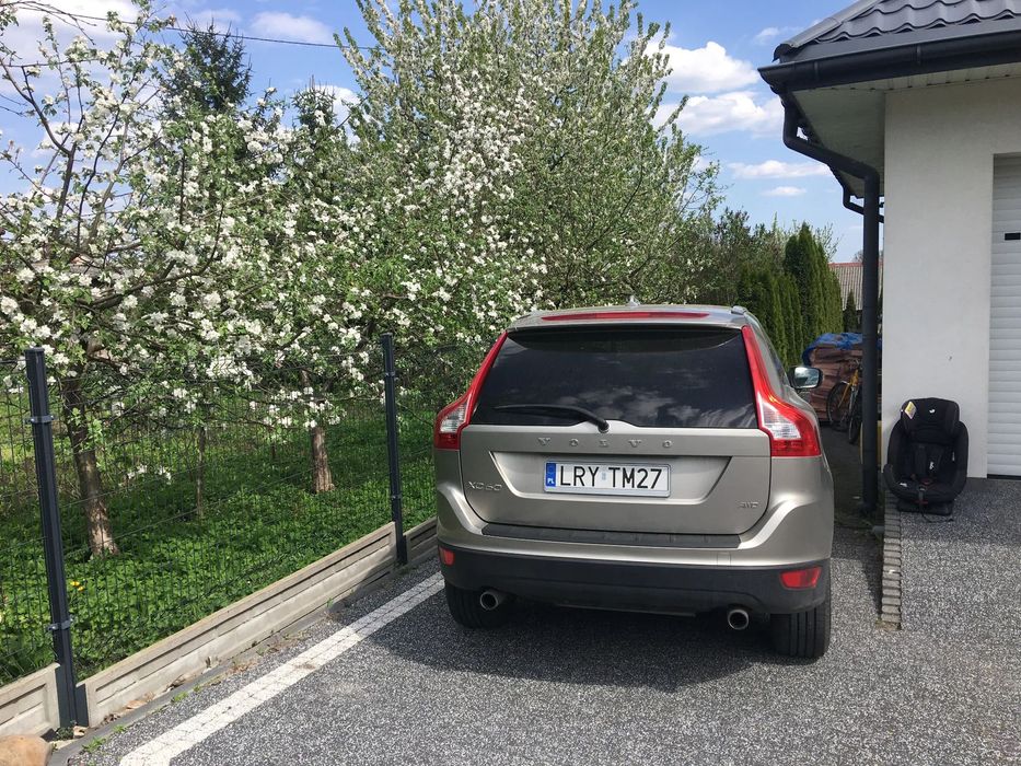 Volvo XC 60 Volvo XC 60 Volvo XC60 3.2L 238KM Benzyna 2012r ASO