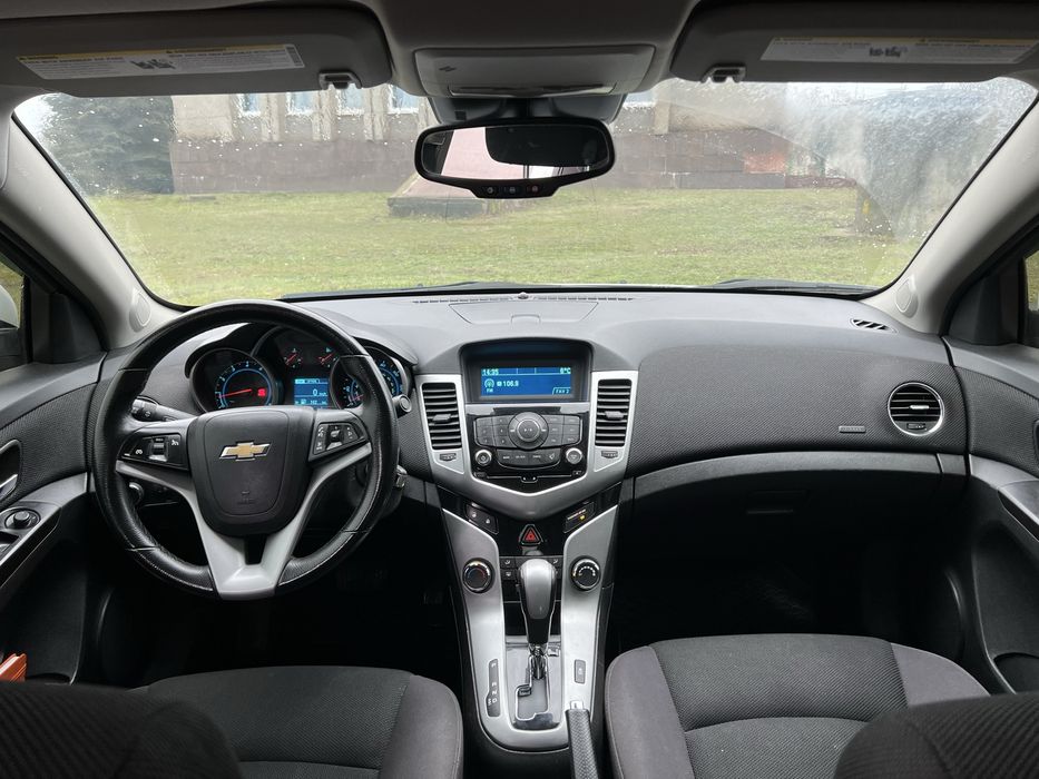 Chevrolet Cruze 2014 автомат