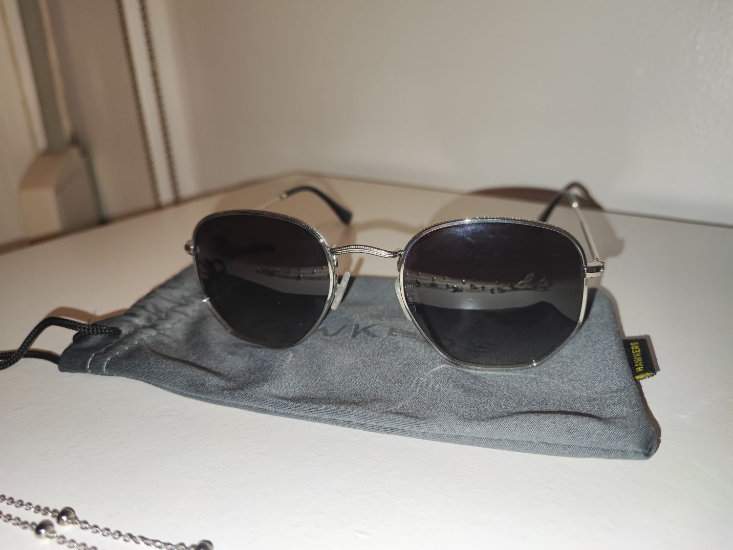 Hawkers óculos de sol com acessórios