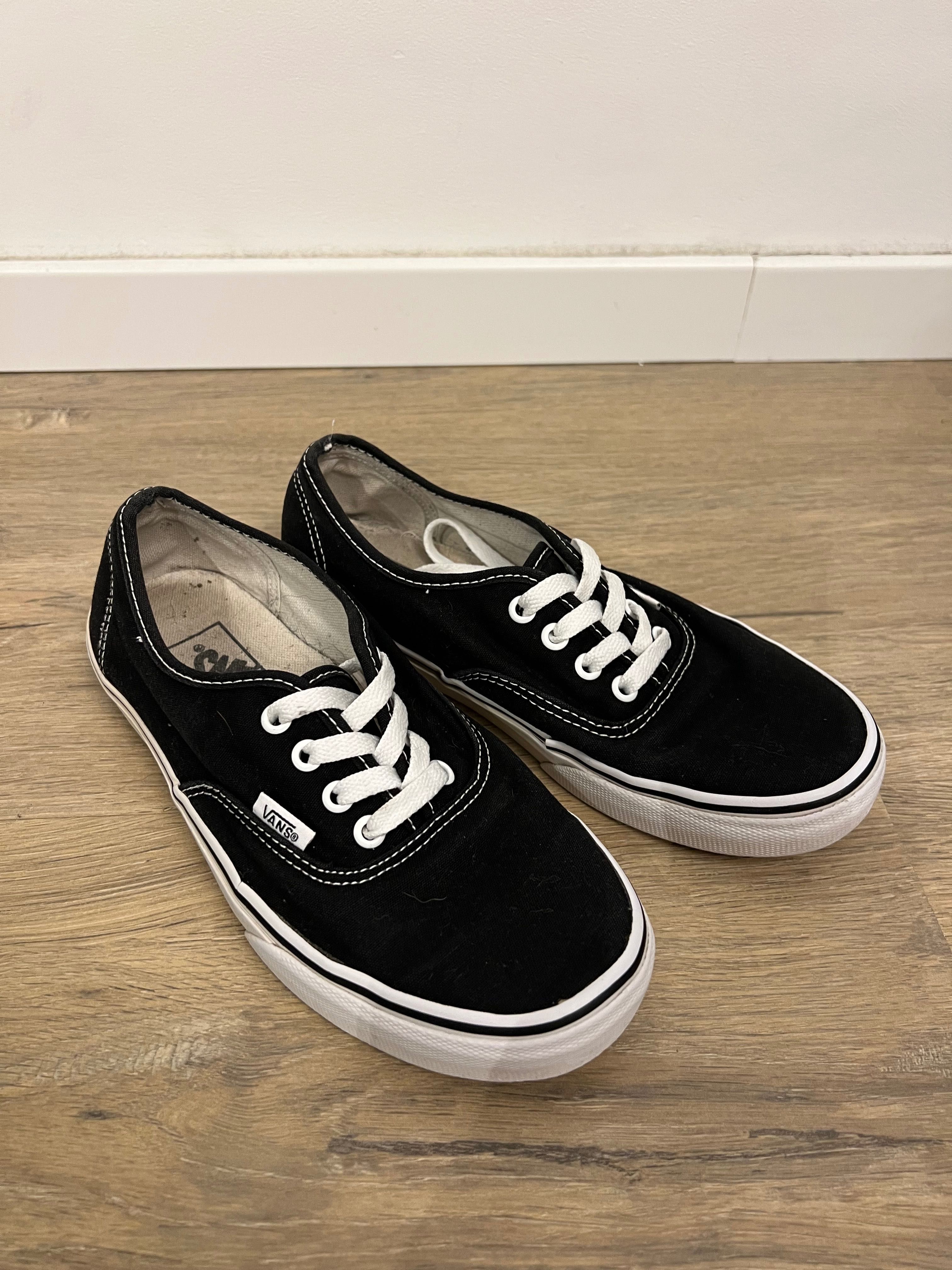 Buty Converse 6/7.5 US