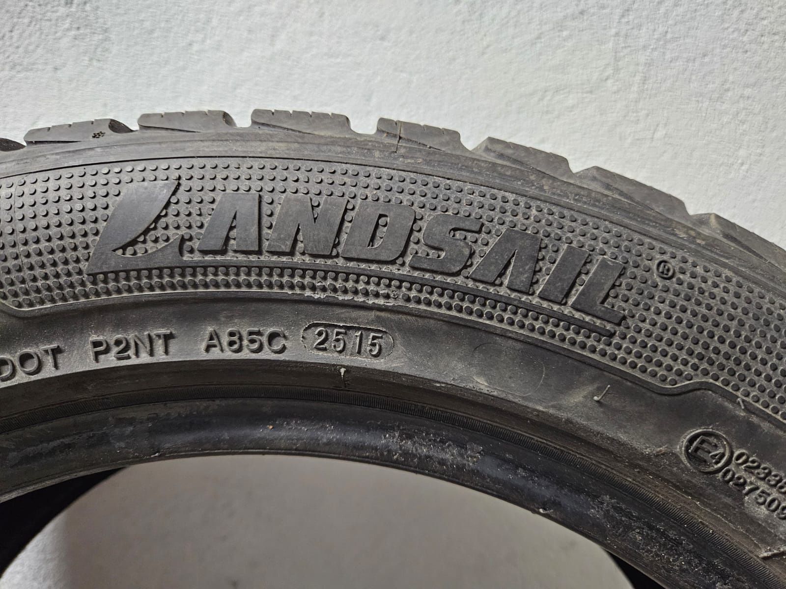 Opony zimowe 215/55 r17