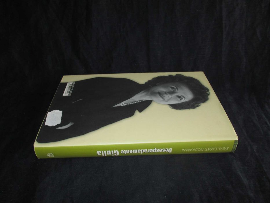 Livro Desesperadamente Giulia Sveva Casati Modignani