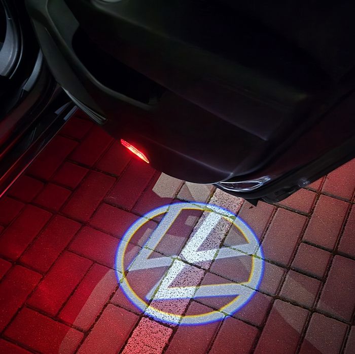 Projektor oświetlenie drzwi z wyświetleniem znaczka  VW - 4szt.