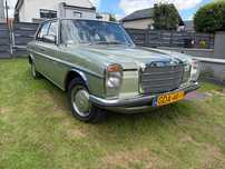 Mercedes-Benz  Mercedes W115 BENZYNA zabytkowy