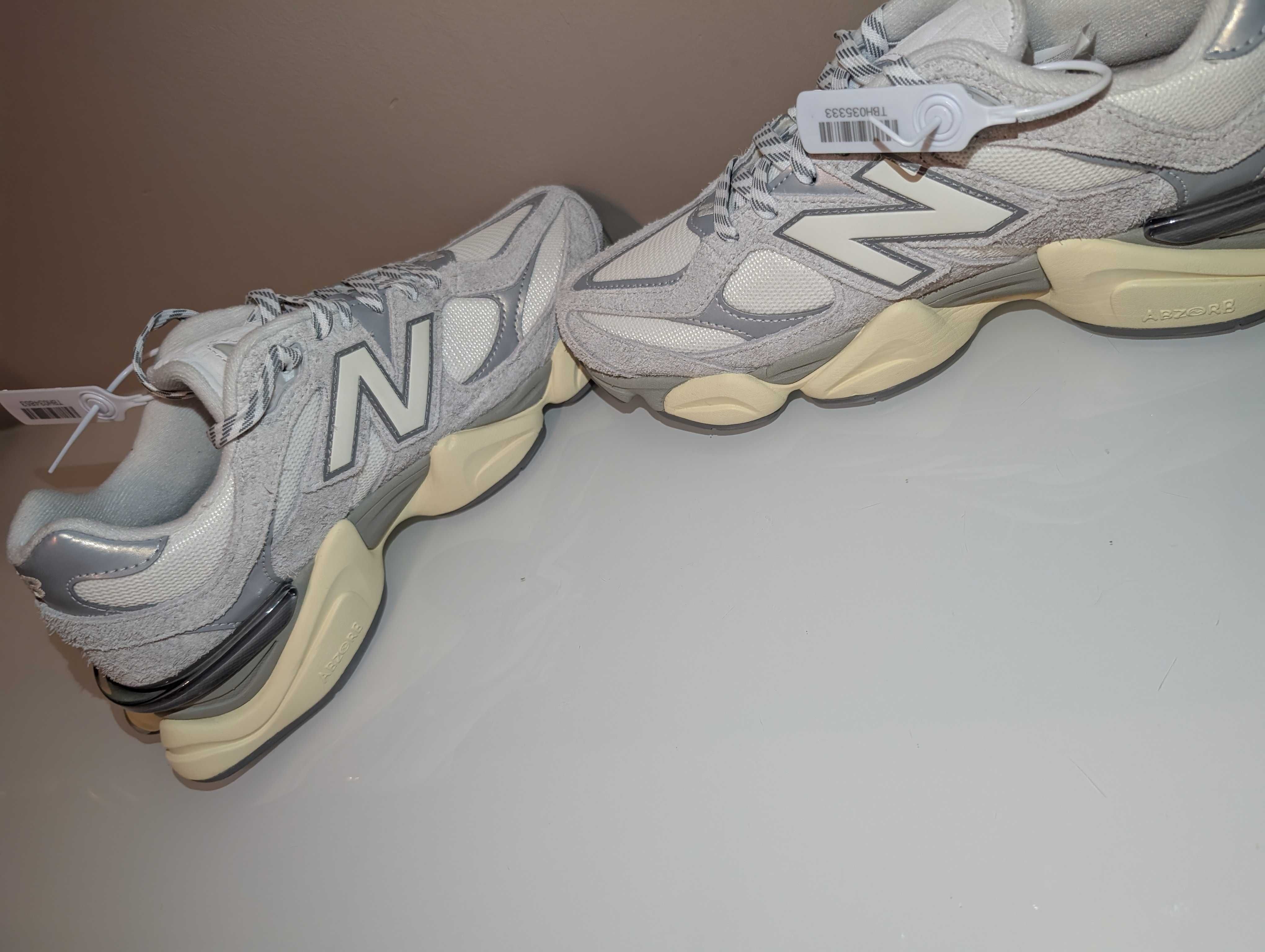 New Balance U9060HX NB białe