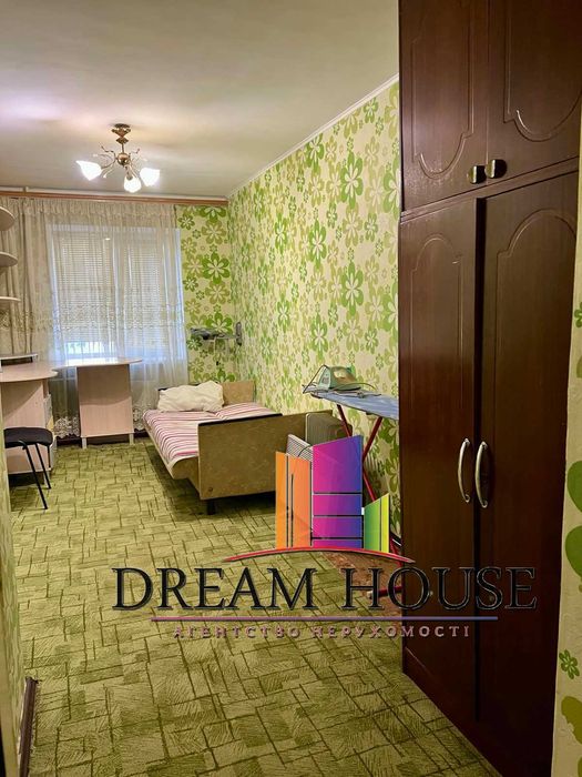 Продаж 2 к кварти м. Черкаси