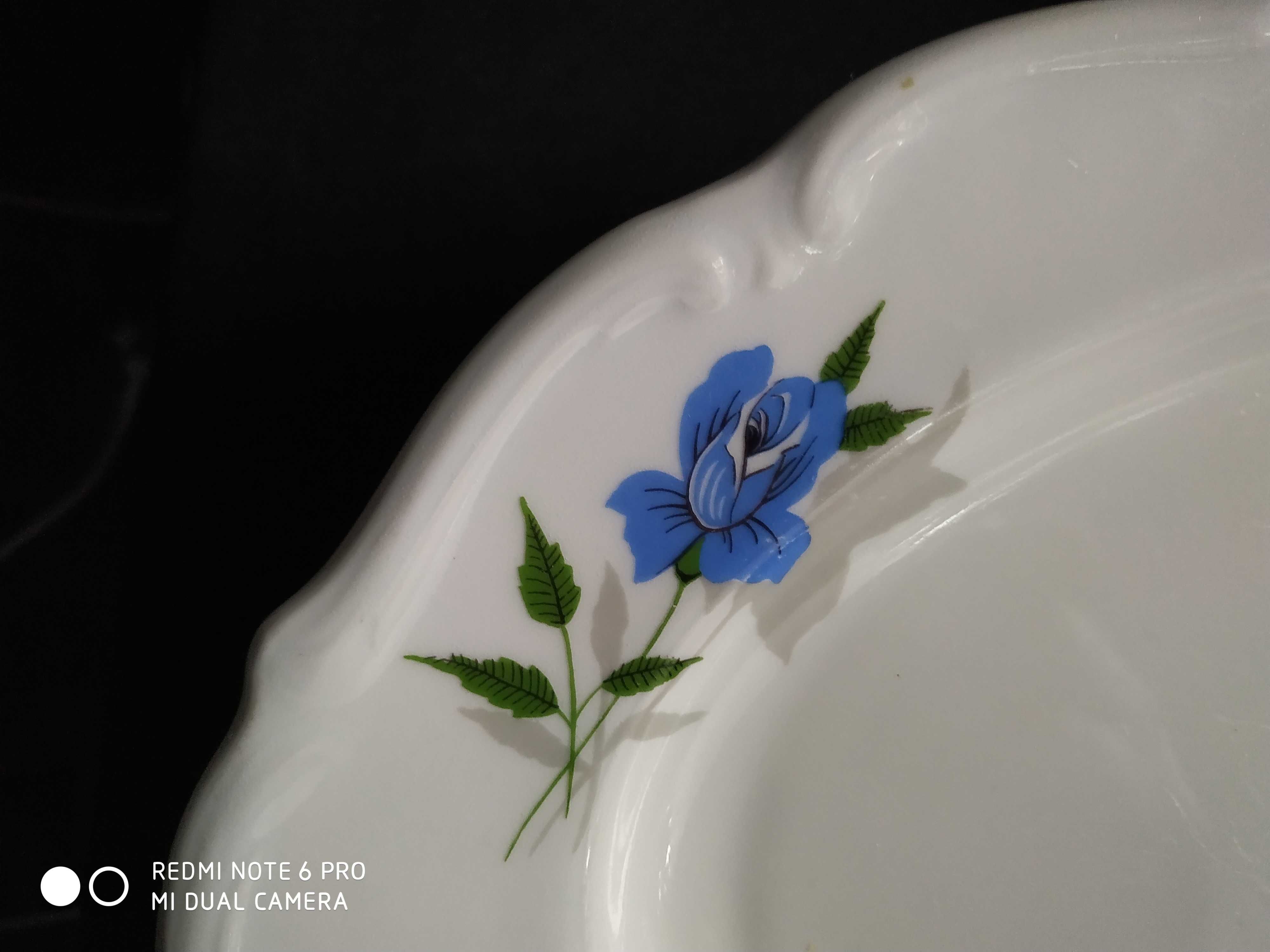 Półmisek owalny Wałbrzych, porcelana PRL, 40x27 cm, kwiaty