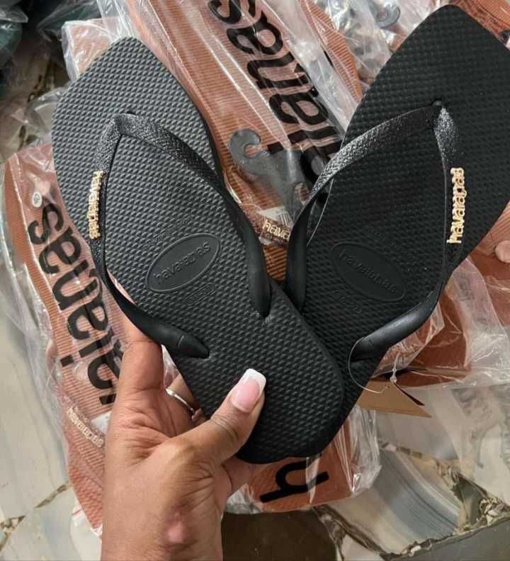 Chinelas havaianas