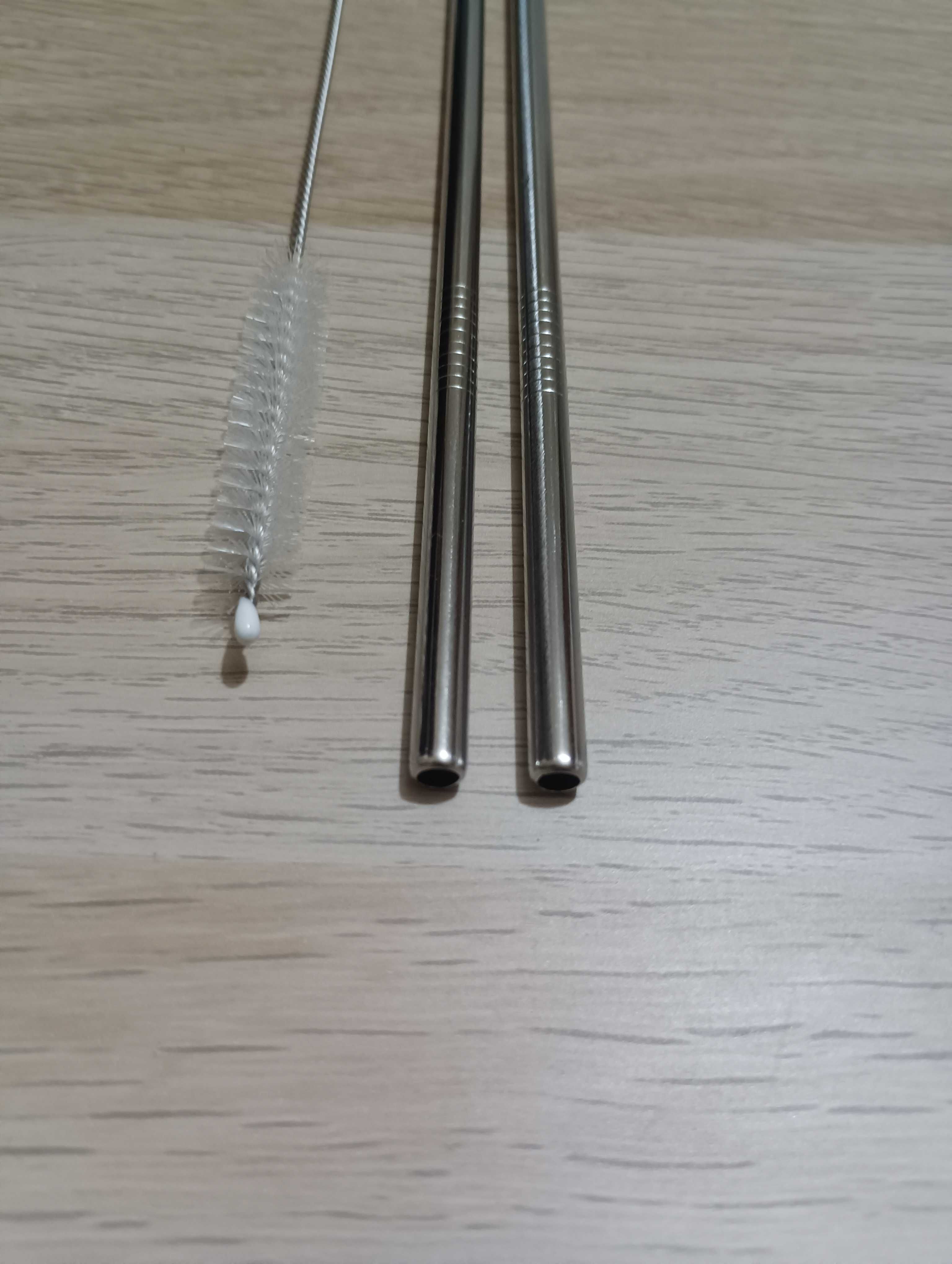 Palhinhas de Metal