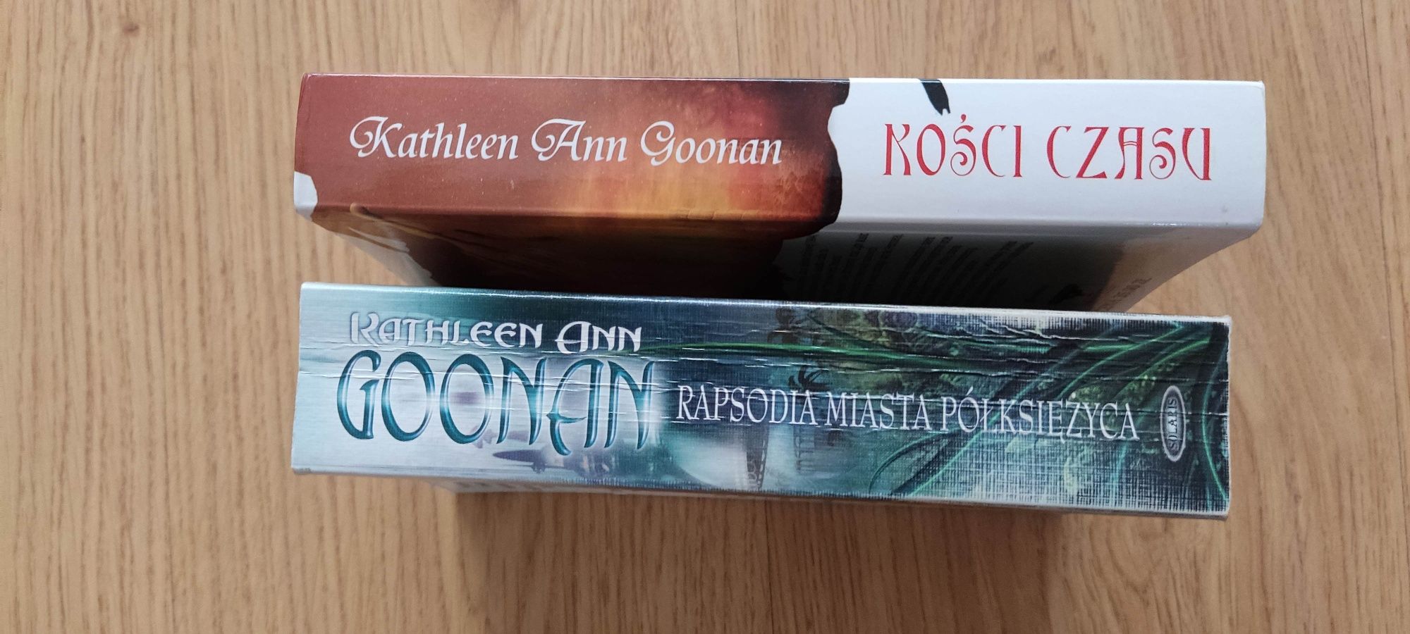 Kathleen Ann Goonan Rapsodia Miasta Półksiężyca i Kości czasu Solaris
