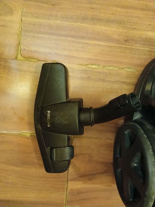 Продам Пилосос Philips