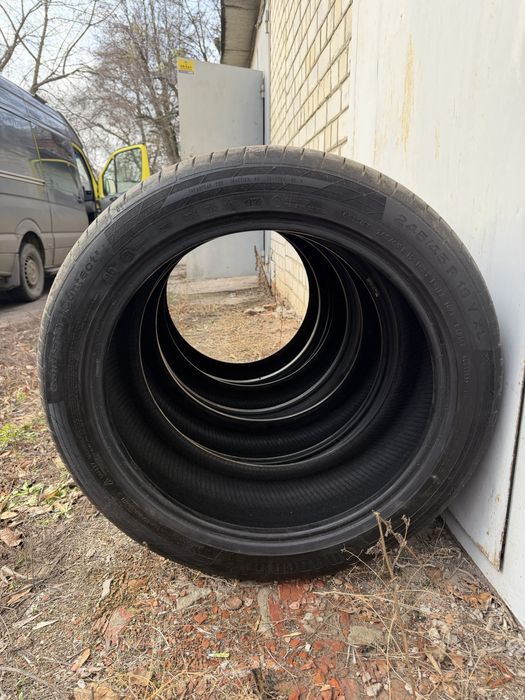 Continental R19 245/45