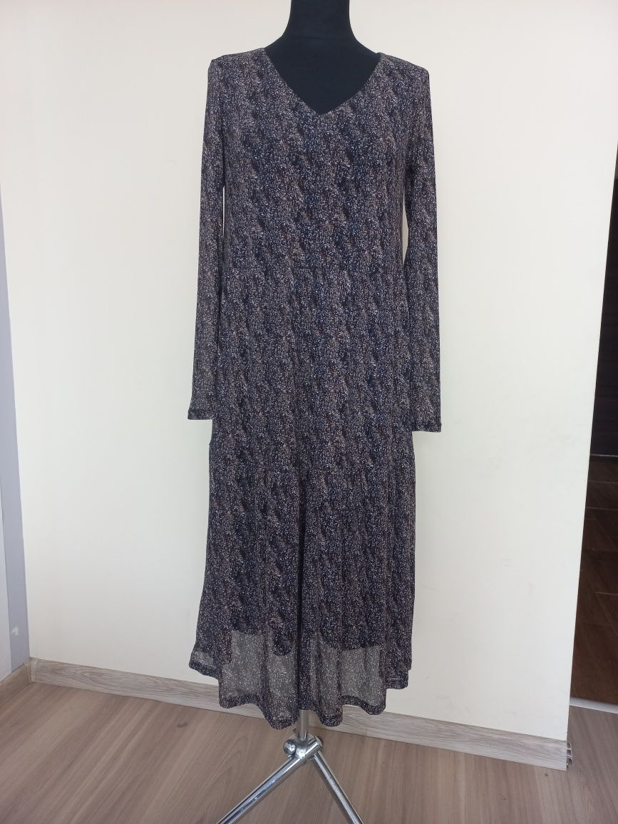 Długa sukienka Saint Tropez w rozmiarze S/M
