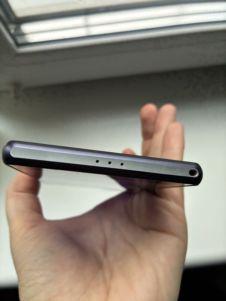 Смартфон Sony Xperia Z2 D6502 Black з чохлом