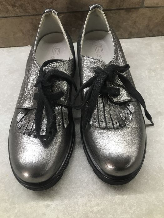 Лофери з натуральноїї шкіри