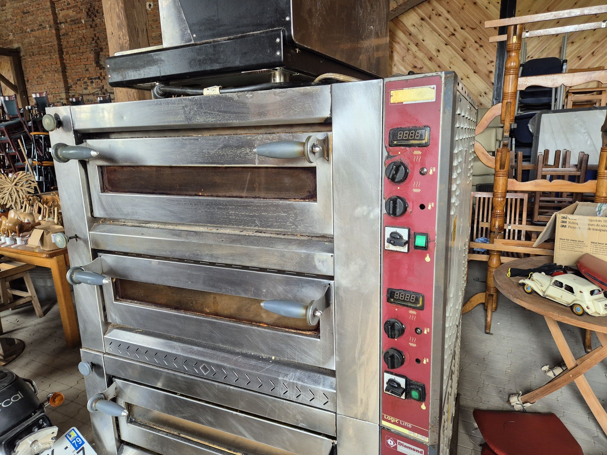 Piec do pizzy gastronomiczny Diamond Logic Line profesjonalny horeca p