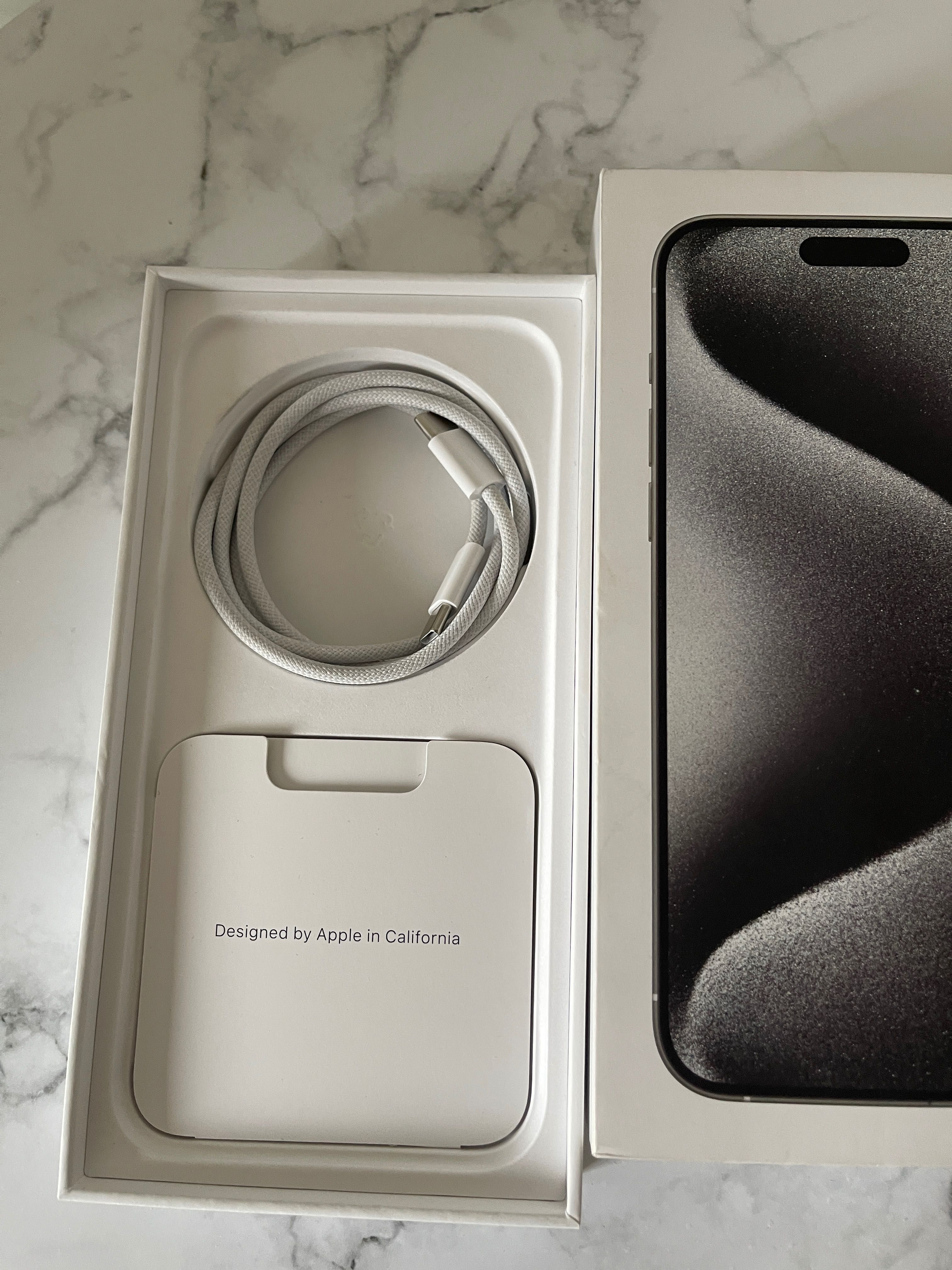 Iphone 15 pro max 256GB (E-sim) USA version