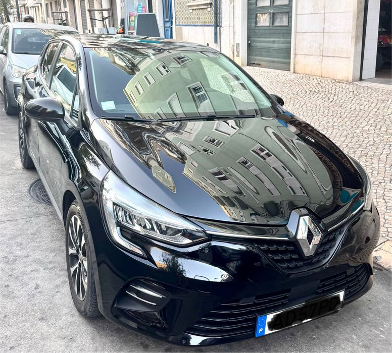 Renault Clio TCe 100cv Intens Preto – 26,500km