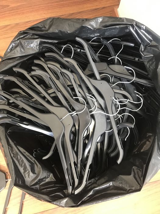 Lote de 200 Cabides.