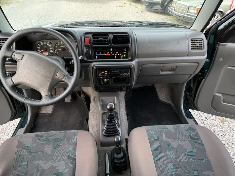 Suzuki Jimny 1.3 Benzynka - 4x4 - KLIMA - 4 OSOBOWY - HAK