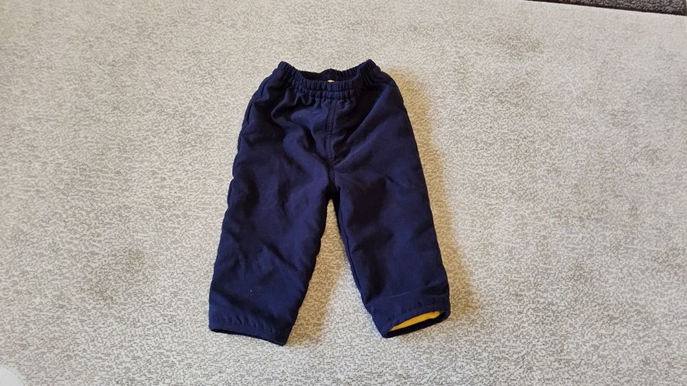 Штанишки на флисе пр-во Англия на 6-9 месяцев.