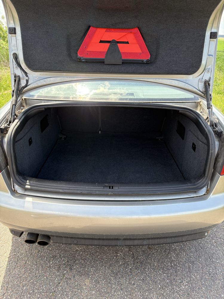 Audi A6 2002 benzyna 2,4l
