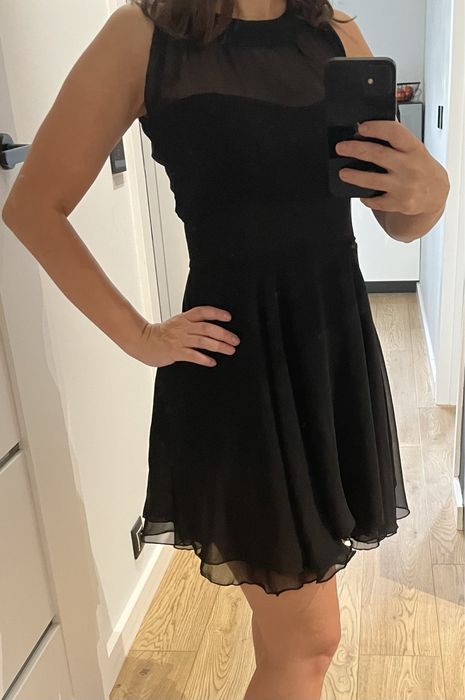 Czarna, elegancka sukienka