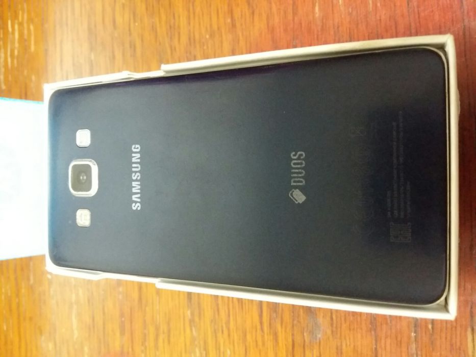 Продам Samsung Galaxy A5.Под ремонт. Обмен.