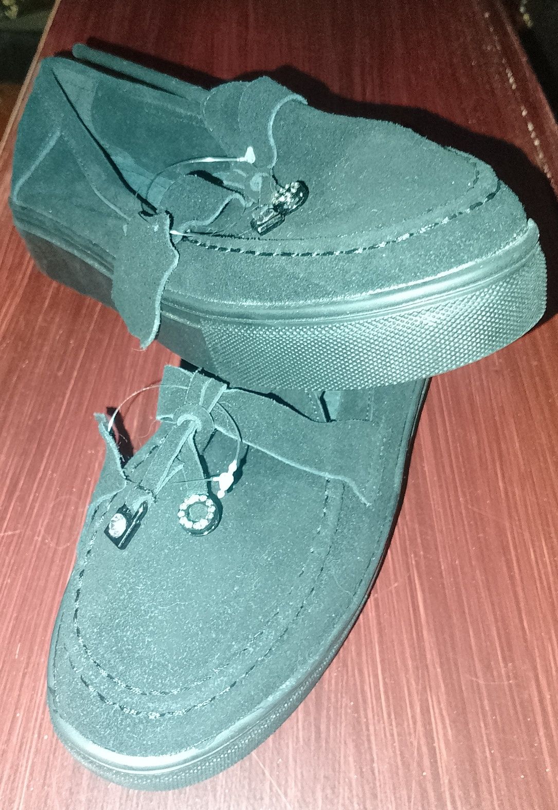 Лофери нат.замша р.39 900 грн.