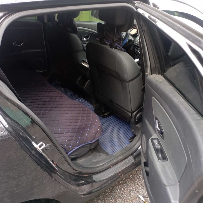 Продаж авто Renault Megan