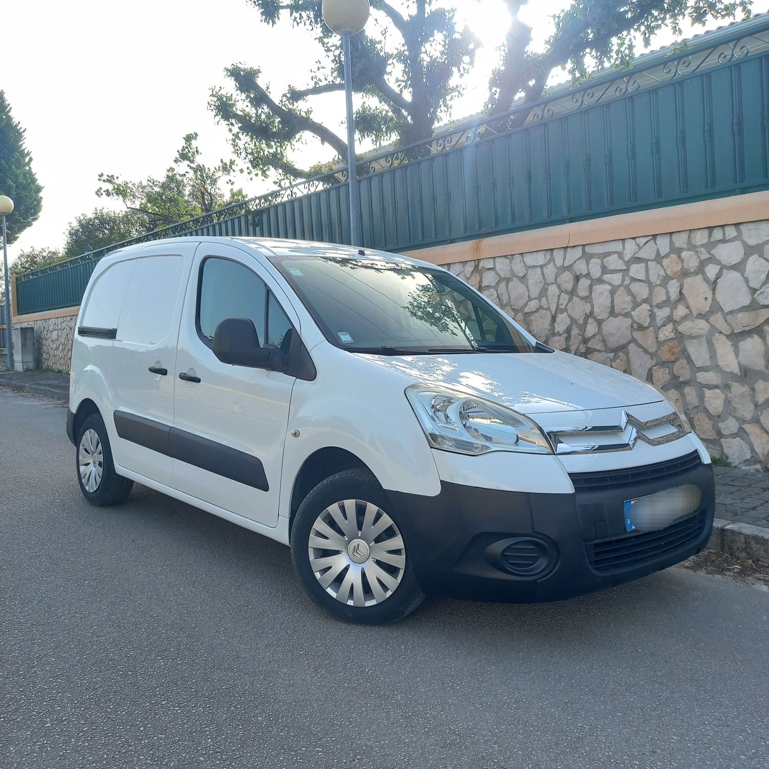 Citroen Berlingo 3 Lugares 94.000km reais