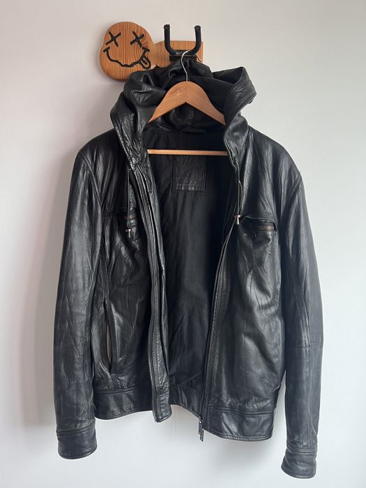 Casaco Salsa em couro, raramente usado