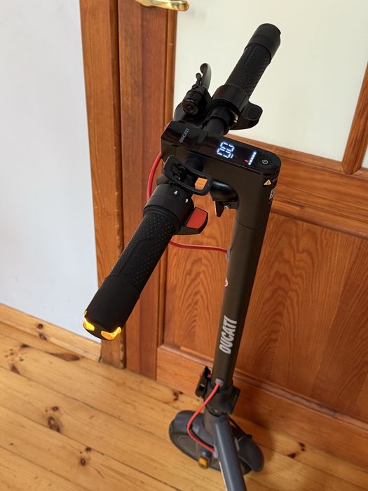 Hulajnoga wlektryczna Ducati Pro 1 EVD