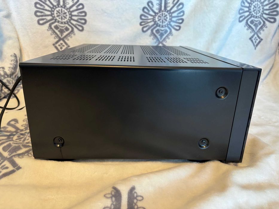 Amplituner Onkyo TX-NR555 UHD / 4K, Aiplay, HDR, Atmos