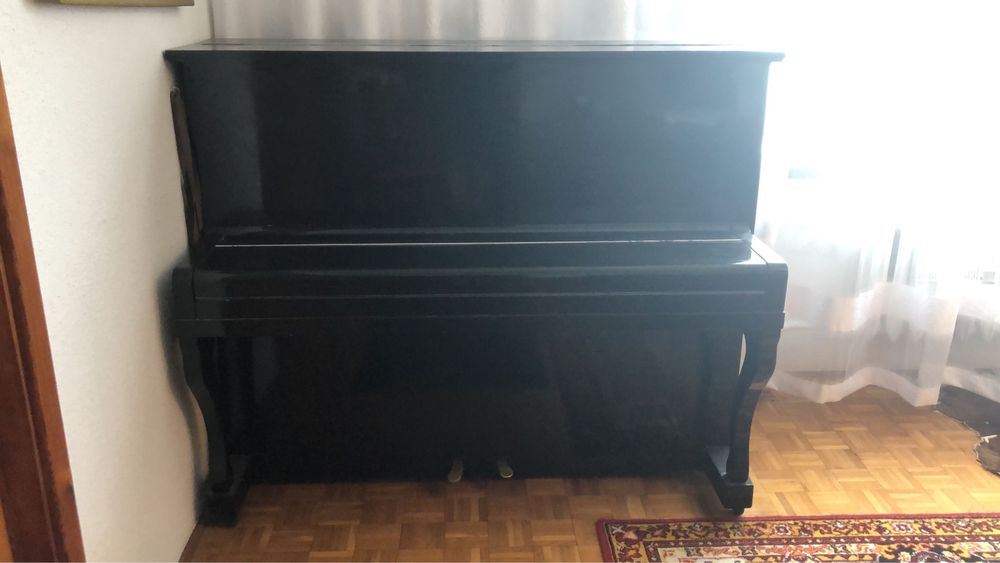 Pianino czarne - tylko odbior