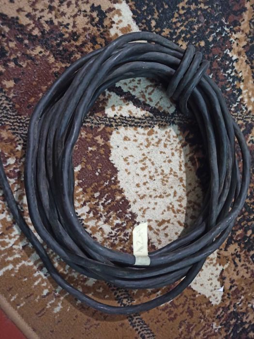 Продам провод электрический кабель 3 на 1.5 мм