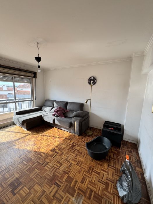 Sofa oferta para desocupar